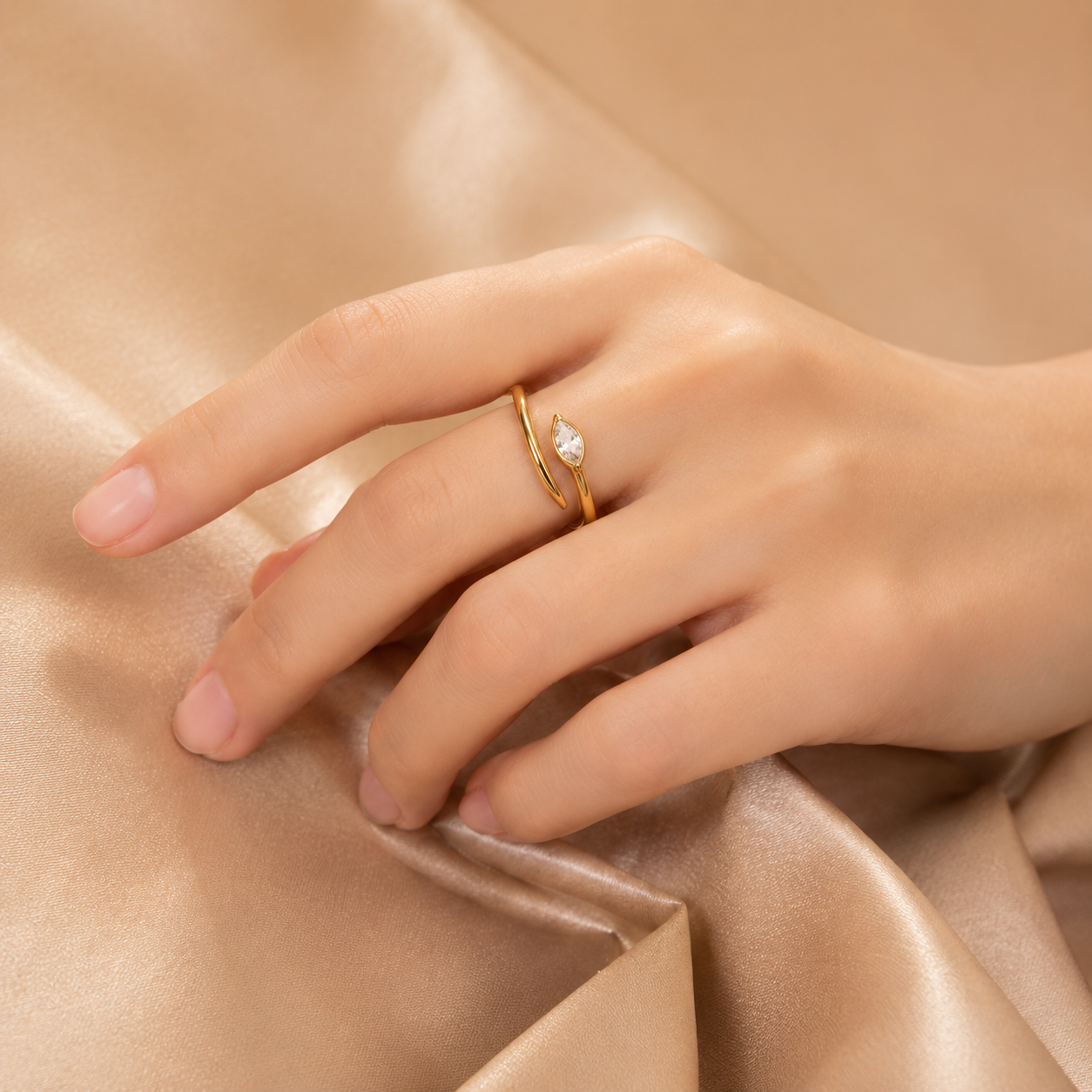 Dewdrop Embrace Ring