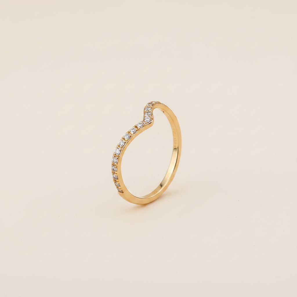 Diamond Chevron Glow Ring